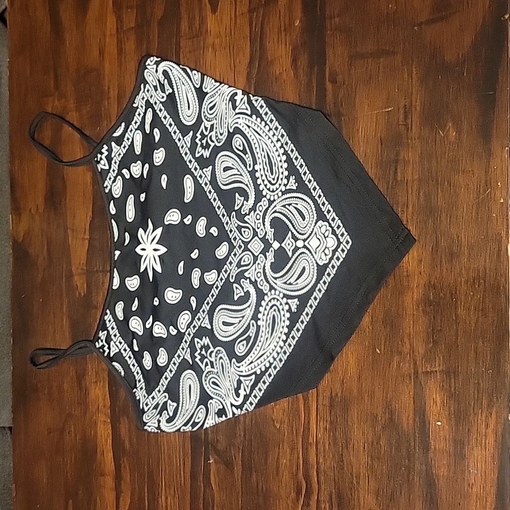 Shein size med black tank top